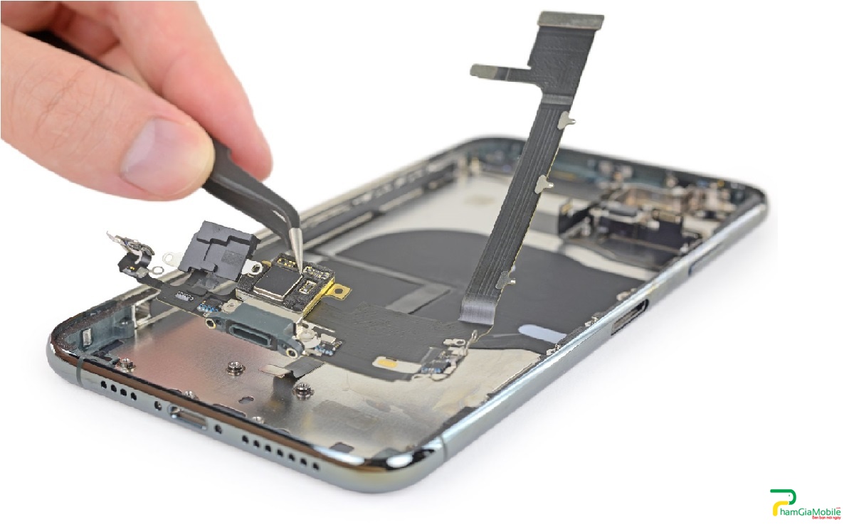 Địa Chỉ Chuyên Sửa Chữa iPhone 11 Pro Sạc Chập Chờn, Không Vào Pin Lấy Ngay Tại Chổ Phục Vụ Tận Tình Nhanh Chóng, Phục Vụ Hơn 2000 Khách Mỗi Tháng